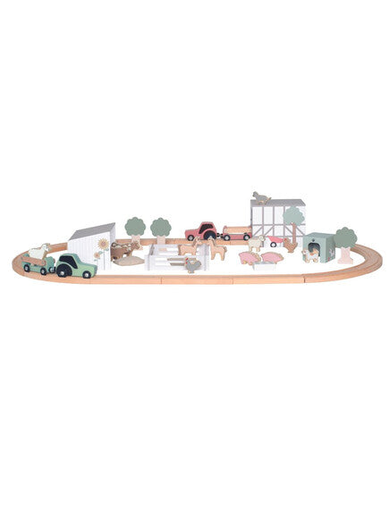 Train Set Farm with Animals