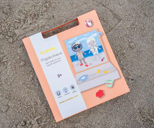 Magnetic Game Dress Up – A Day at the Beach