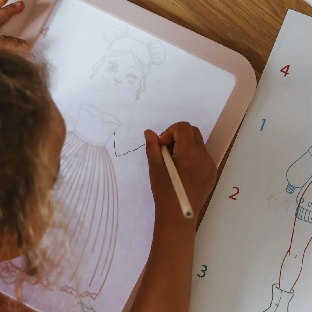 Portable Light Tablet - Fashion Design