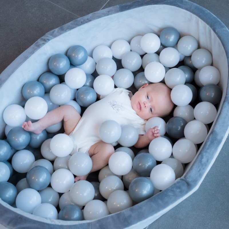 Velvet Pool with Balls