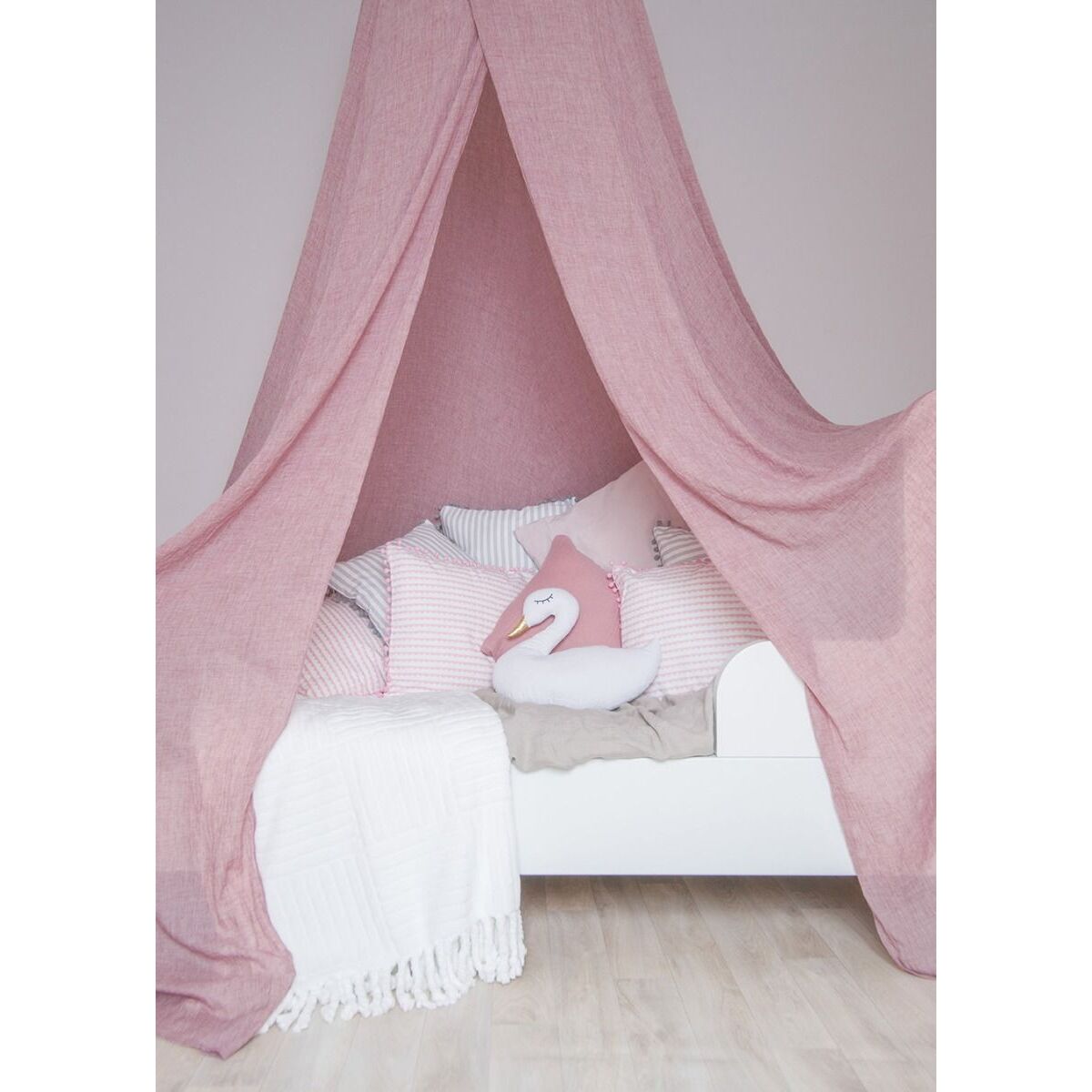 Bed Canopy Pink Jabadabado