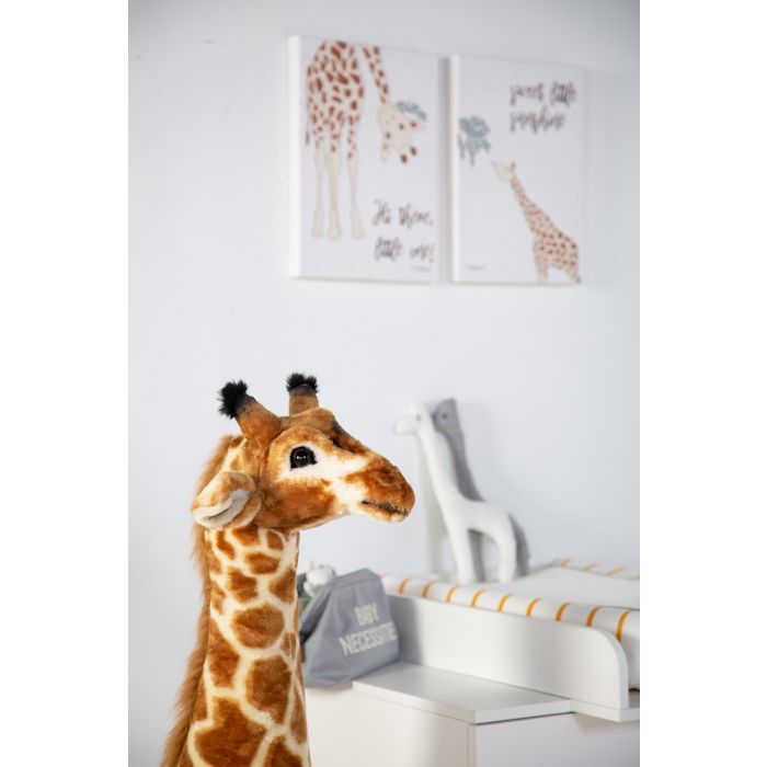 Giraffe Childhome